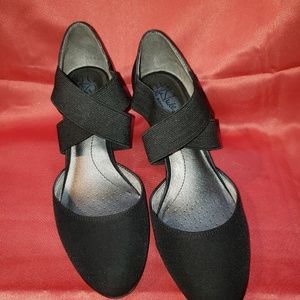 Life stride black darcy wedge